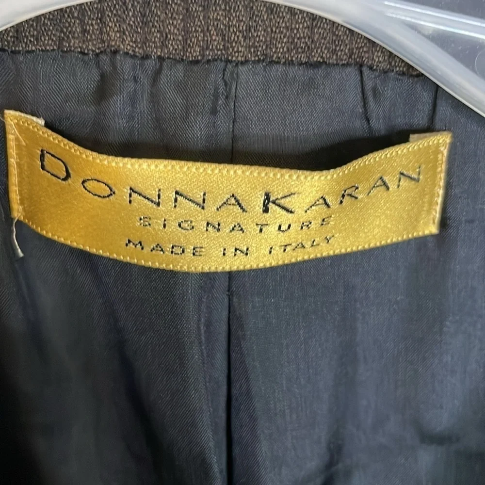 DONNA KARAN Mens 40R 100% Wool Italian Made 3 Button Brown Stripe Blazer Teacher